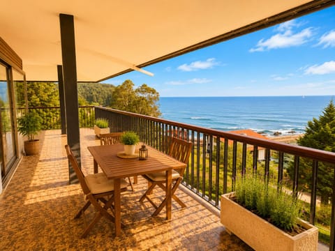 Deluxe Twin Room, Non Smoking, Balcony (ROOM 5) | Terrace/patio