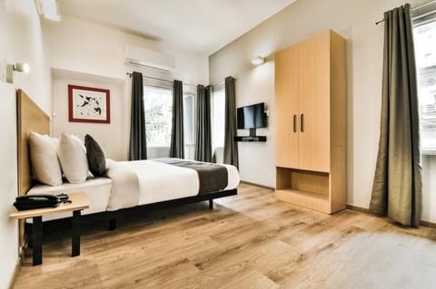Luxury Room | Rollaway beds (surcharge), bed sheets