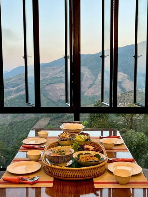 Family Room, Non Smoking, Hill View | WiFi (free), bed sheets