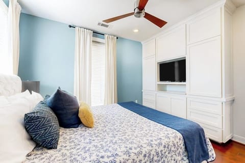 Condo, 1 King Bed, Pool View (The Waters Condo Building 6 ) | 1 bedroom, individually decorated, individually furnished