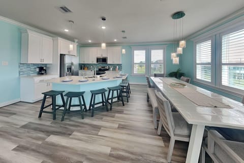House (4 Bedrooms) | Property amenity