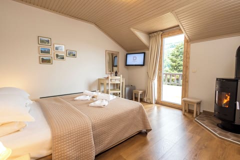 Classic Double Room, Mountain View (Attic) | Blackout drapes, soundproofing, free WiFi, bed sheets