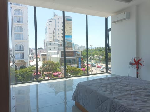 Deluxe Quadruple Room, City View | WiFi (free)