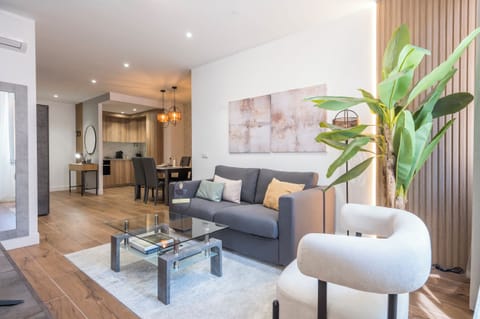 Classic Apartment | Living area