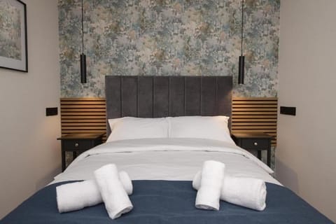Double Room | Desk, laptop workspace, free WiFi