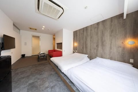 Superior Twin Room, 2 Double Beds, Non Smoking | WiFi (free)
