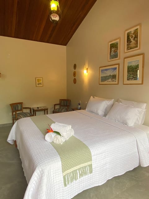 Deluxe Double Room, Garden View | WiFi (free)