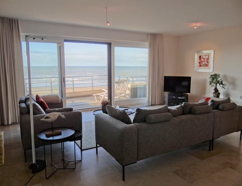 Apartment | Living room