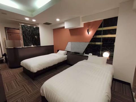 In-room safe, iron/ironing board, WiFi (free)