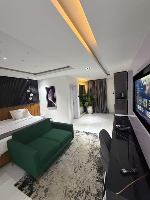 Superior Suite, Balcony | Room amenity