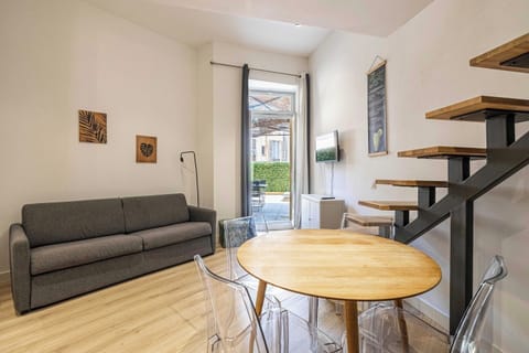 Apartment | Living area