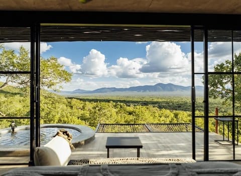 Romantic Suite, Mountain View | Interior