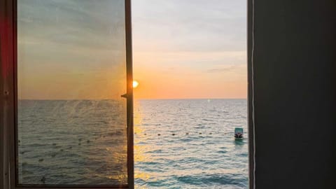 Comfort Double Room, Non Smoking, Ocean View | Interior