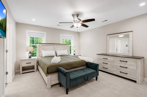 House, Multiple Beds, Kitchen (The Cove at Horseshoe Bend) | 4 bedrooms