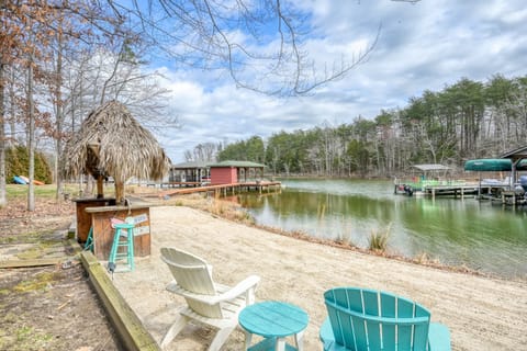 House, Multiple Beds (Mo-Anna Oh-Anna) | Water view