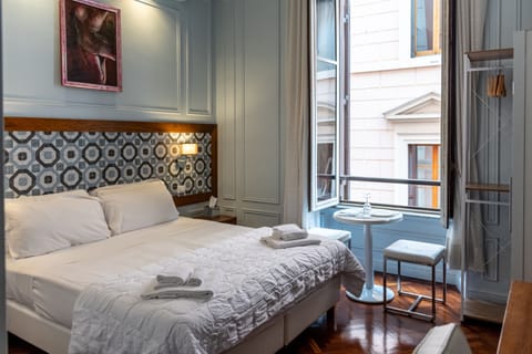 Senior Studio Suite | Egyptian cotton sheets, premium bedding, minibar, in-room safe