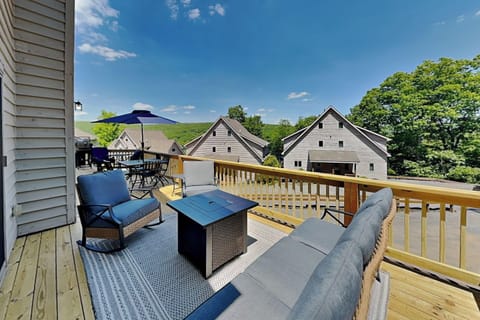 House (4 Bedrooms) | Property amenity