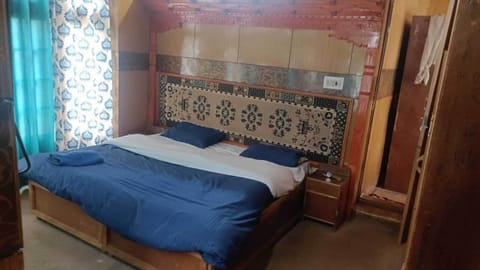 Deluxe Double Room | Desk, laptop workspace, WiFi (free)