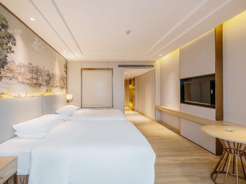 Standard Twin Room | Premium bedding, down comforters, desk, laptop workspace