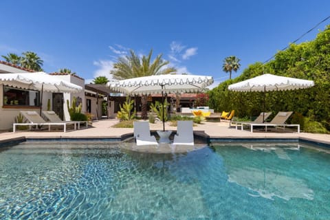 House | 4 bedrooms, Internet