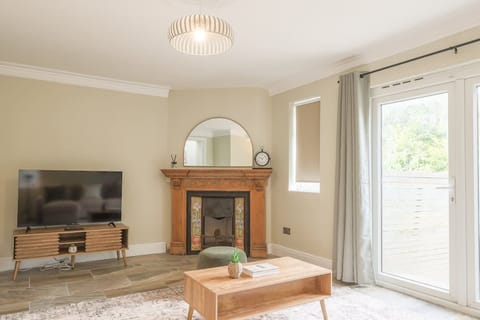 House | 3 bedrooms, high-speed internet
