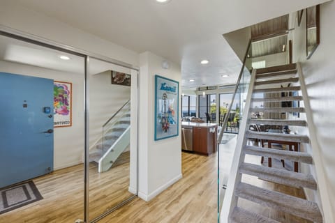 Condo, 2 Bedrooms | Interior