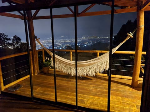 Comfort Cabin, Balcony, Mountain View | Property grounds