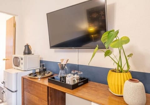 b. under the sea | Premium bedding, down comforters, individually decorated