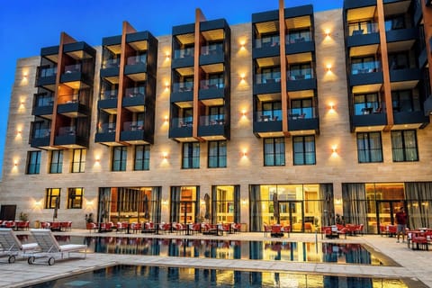 Indoor pool, outdoor pool