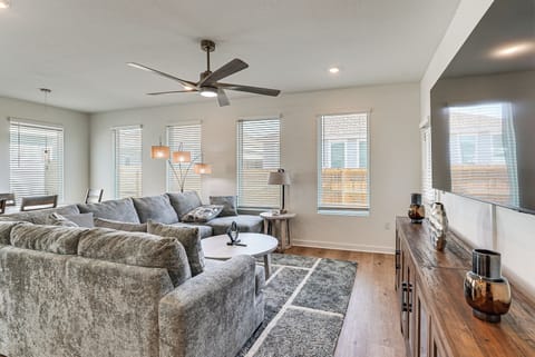 House (4 Bedrooms) | Interior