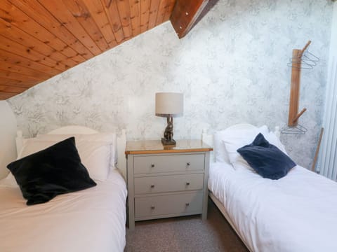 2 bedrooms, WiFi (free), individually decorated, individually furnished