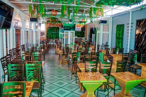 Standard Double Room | Dining