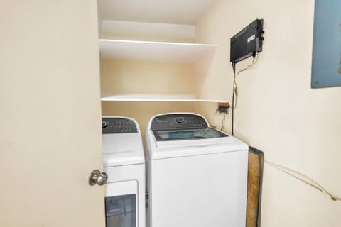 House, Multiple Beds (Gulf Highlands 108 - Gulf Breeze Geta) | Interior