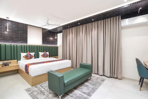 Superior Suite, Balcony | Iron/ironing board, free WiFi