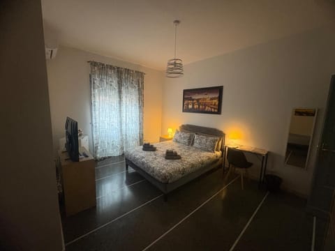 Deluxe Triple Room, City View | Free minibar items, free WiFi