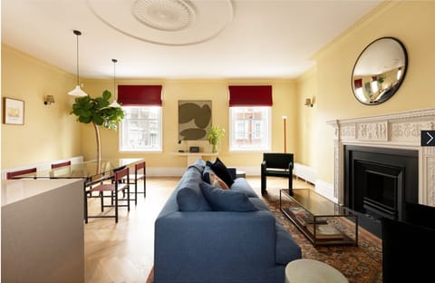 Apartment, 2 Bedrooms | Living area
