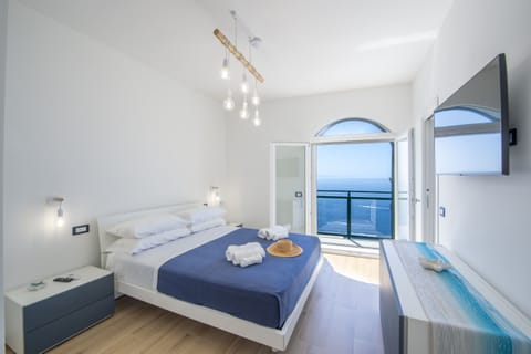 House, Smoking | 2 bedrooms