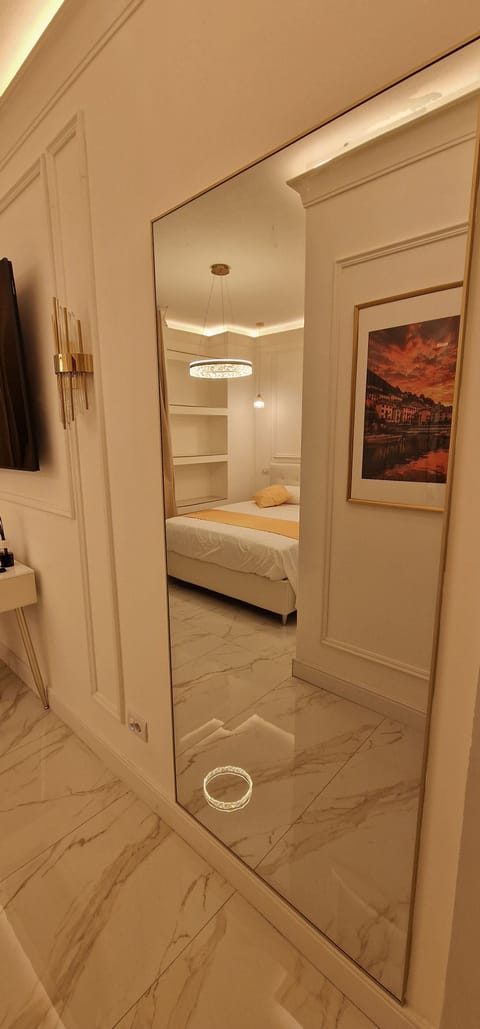 Deluxe Double Room | Desk, laptop workspace, soundproofing, WiFi (free)