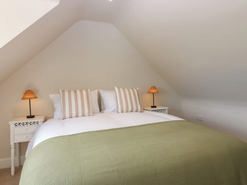 3 bedrooms, WiFi (free), individually decorated, individually furnished