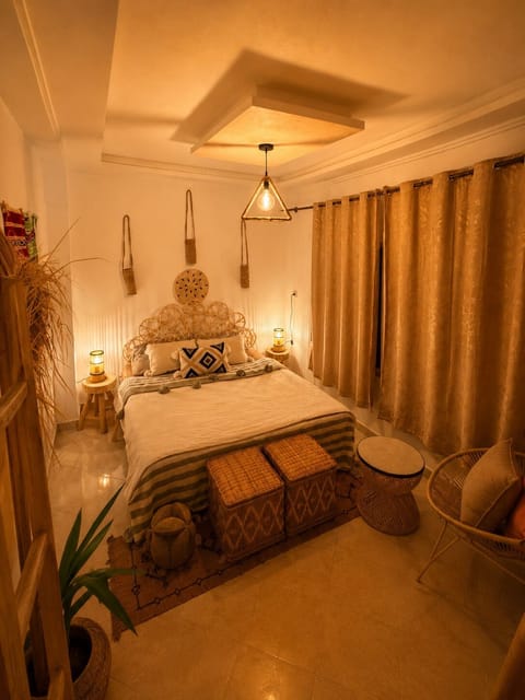 Economy Double Room, City View | Bed sheets