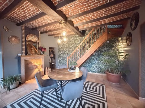 Comfort House, Patio, Garden View | Dining room