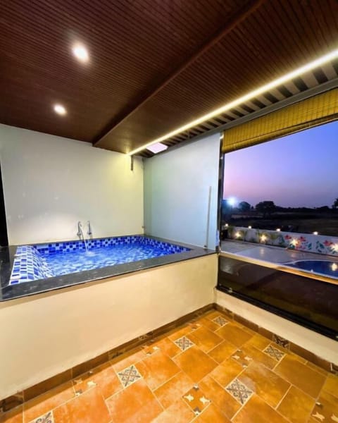 Suite | Pool