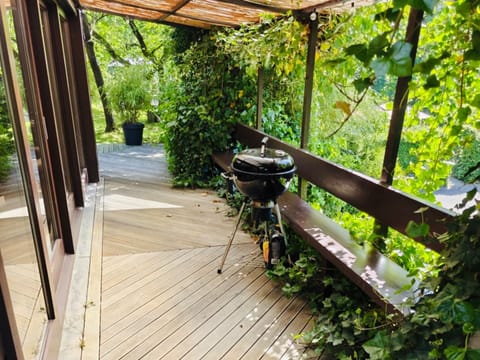 House | Balcony
