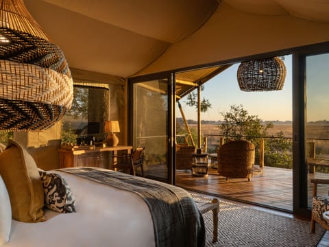Luxury Tents | In-room safe, iron/ironing board, WiFi (free)