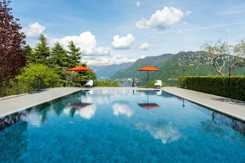 Apartment, Lake View | Pool | Seasonal outdoor pool