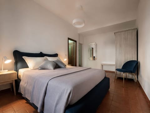 Romantic Double Room | Premium bedding, pillowtop beds, rollaway beds (surcharge), WiFi (free)