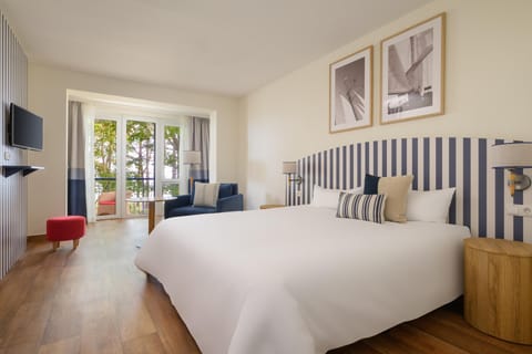 1,5 Room Appartement | Hypo-allergenic bedding, desk, soundproofing, free WiFi