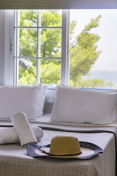 Soundproofing, iron/ironing board, free WiFi, bed sheets