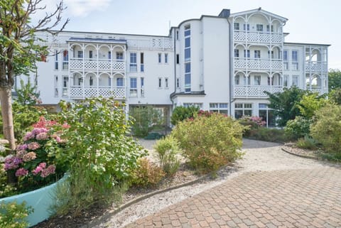 Apartment | Garden
