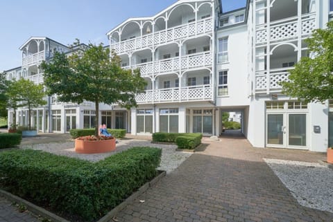Apartment | Garden